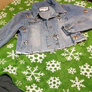 Butterfly Embellished Cropped Light Blue Denim Jacket